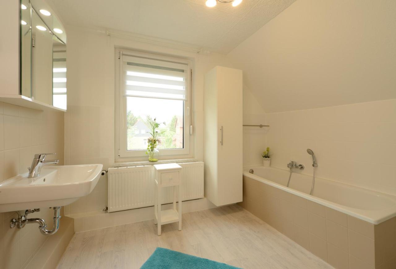 Ferienwohnung Seestern Fuer 6 Personen Mit Kamin & Terrasse Boltenhagen Kültér fotó