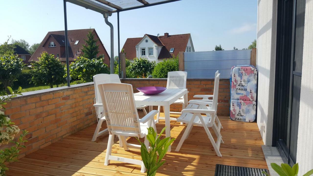 Ferienwohnung Seestern Fuer 6 Personen Mit Kamin & Terrasse Boltenhagen Kültér fotó